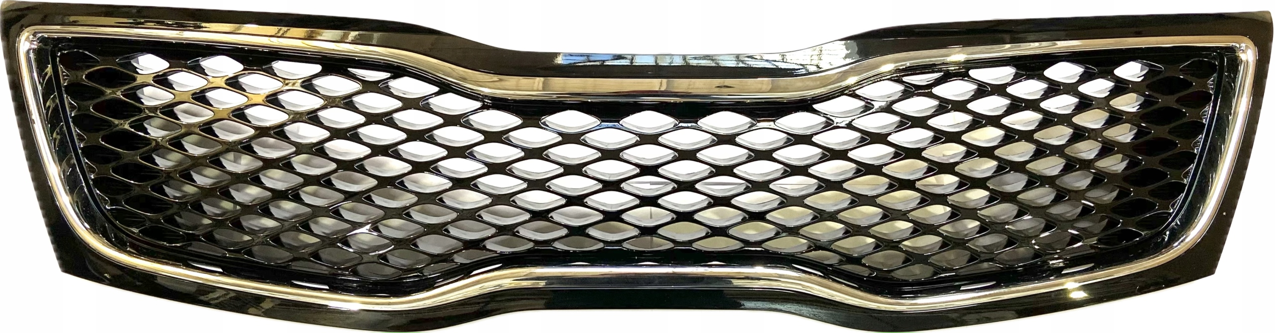 Atrapa chłodnicy Kia