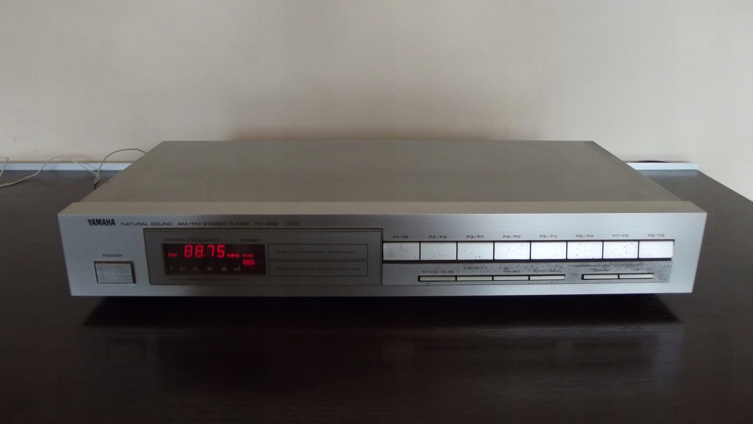 Tuner YAMAHA TX-400 Made in Japan