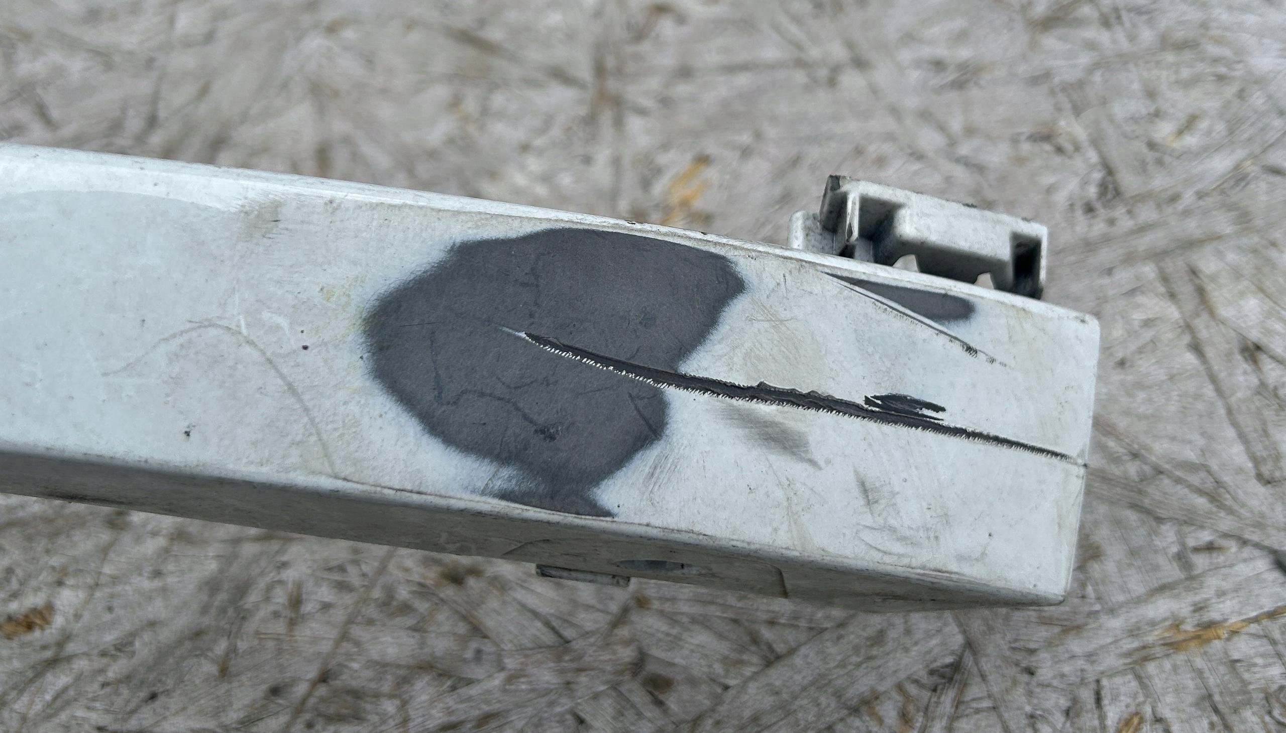 SPOILER left of a bumper front RENAULT MEGANE IV RS 20273061R