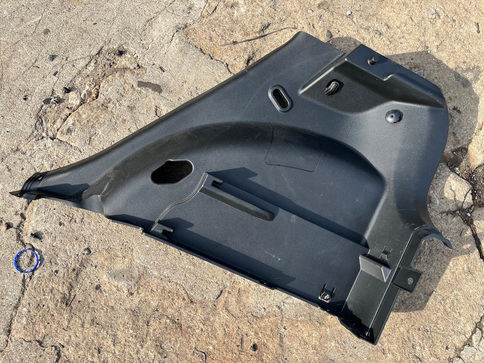 KIA PICANTO III boot upholstery left rear part 85730-G6040 2017
