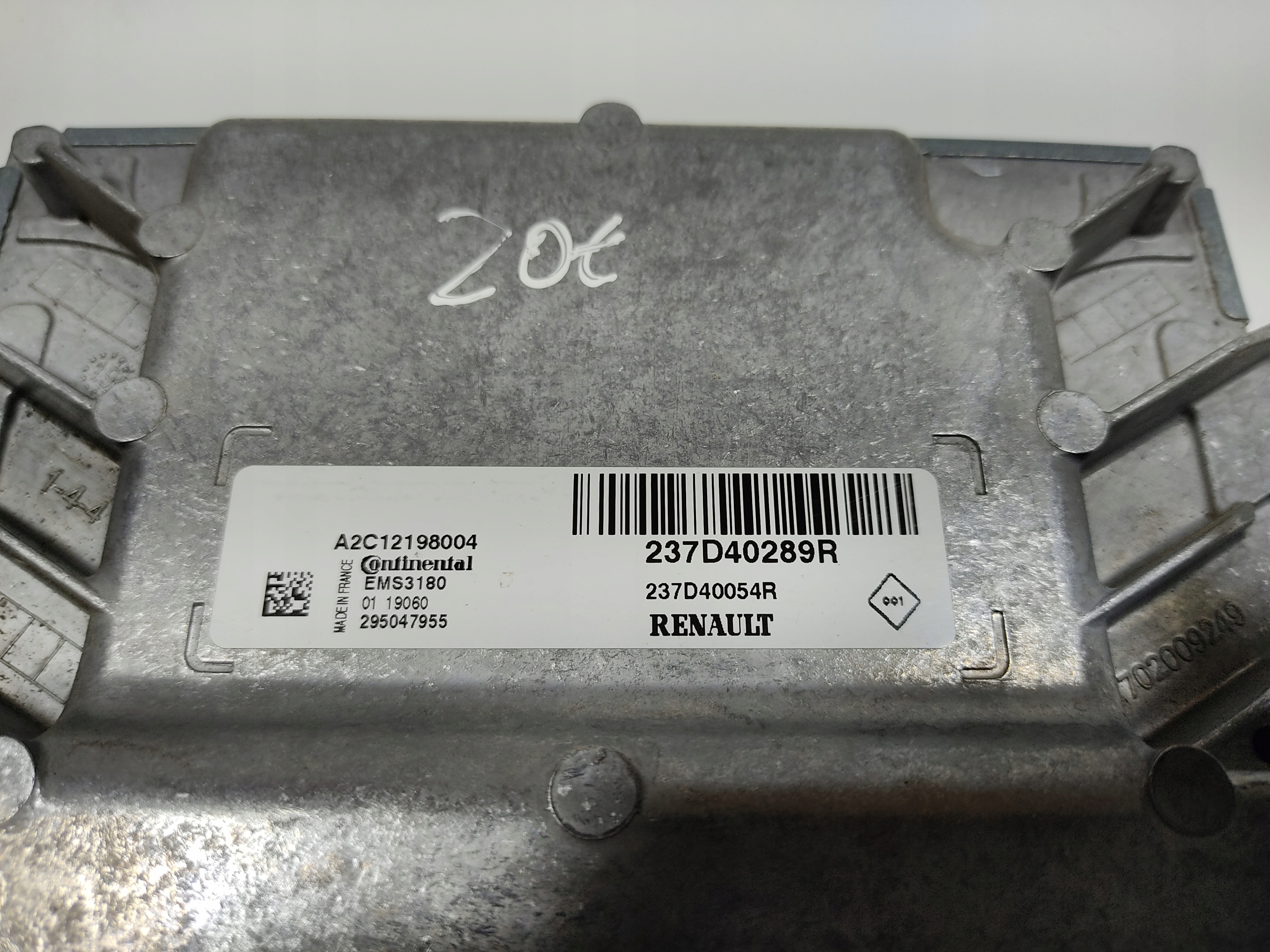 Computer RENAULT ZOE 237D40289R 2012-2019