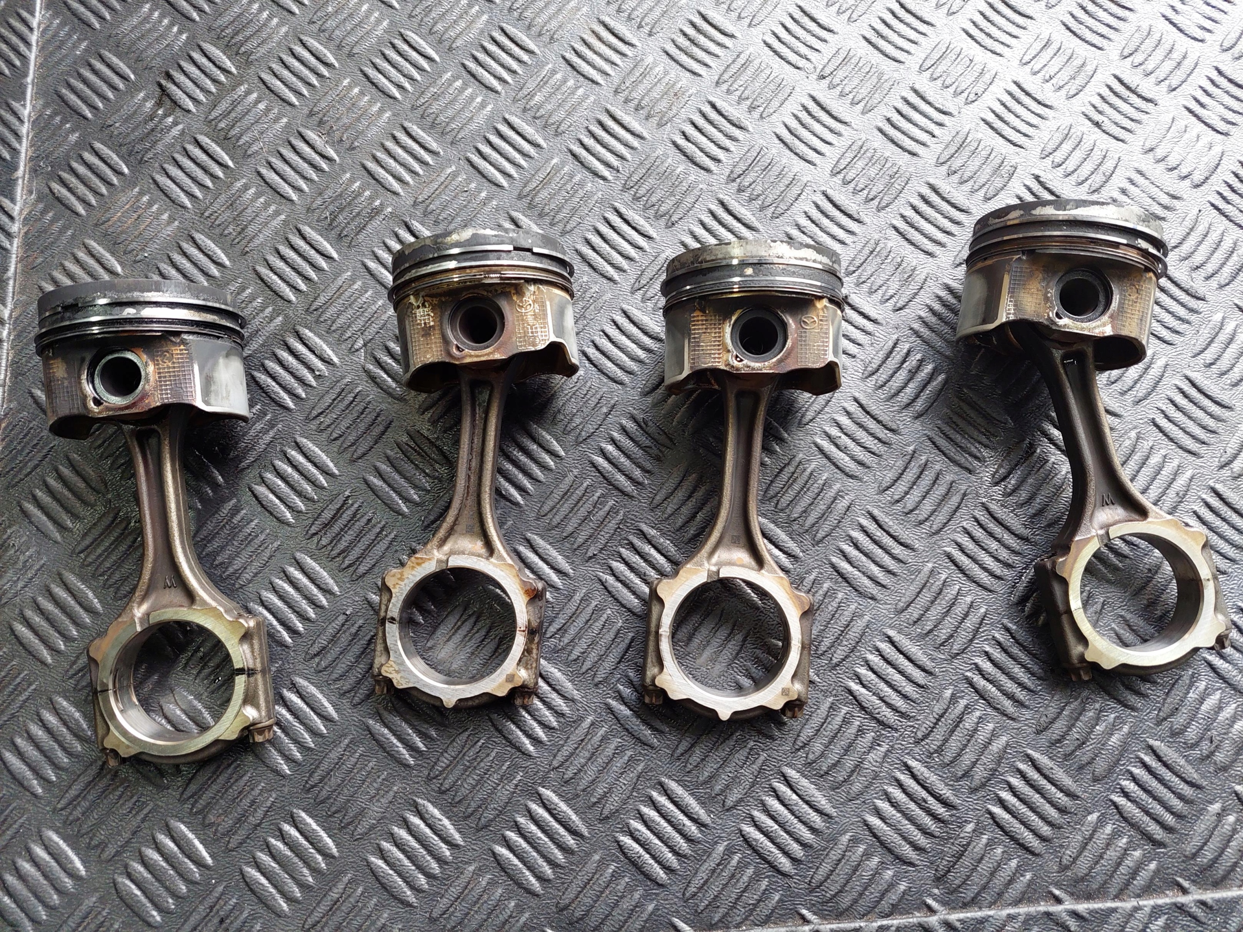piston connecting rod SH01 SHY1 MAZDA 3 CX5 6 III GJ 2.2 D
