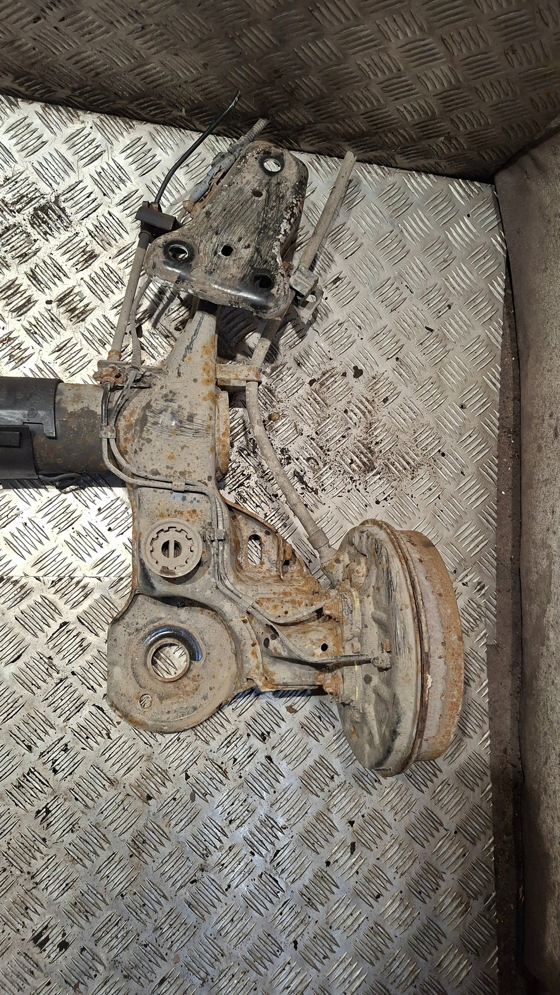 Achsträger heck PEUGEOT 301 1.6HDI