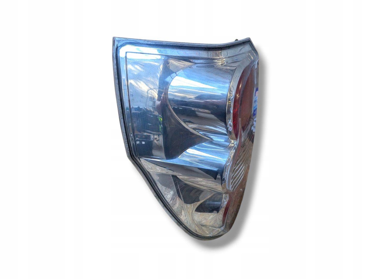 light rear left side Suzuki Grand Vitara 2 2007 35670-64J10