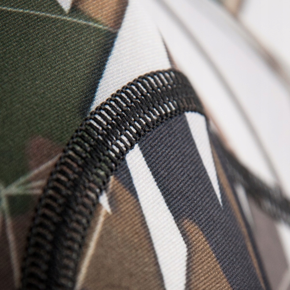 Bezrękawnik TANK TOP męski siłownia POLSKA CAMO L Kolor dominujący odcienie zieleni