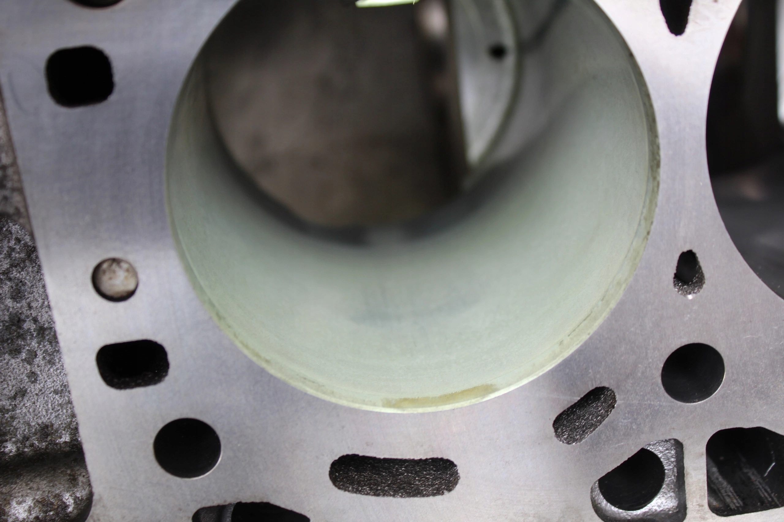 BLOK SILNIKA BMW N63B44 7843360 7567643 Wersja Europejska