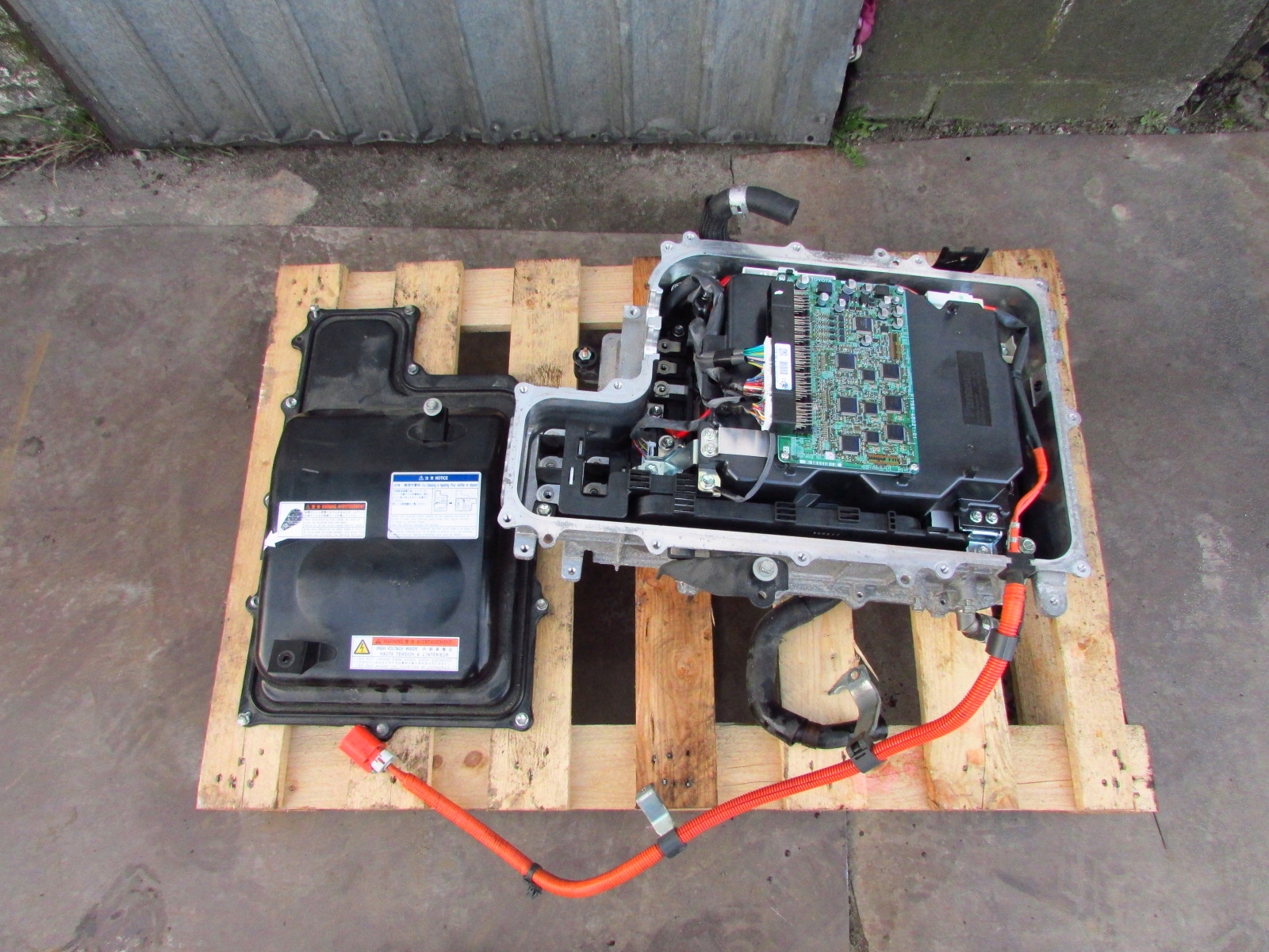 G9200-48080 - LEXUS RX400h конвертер инвертор G920048080