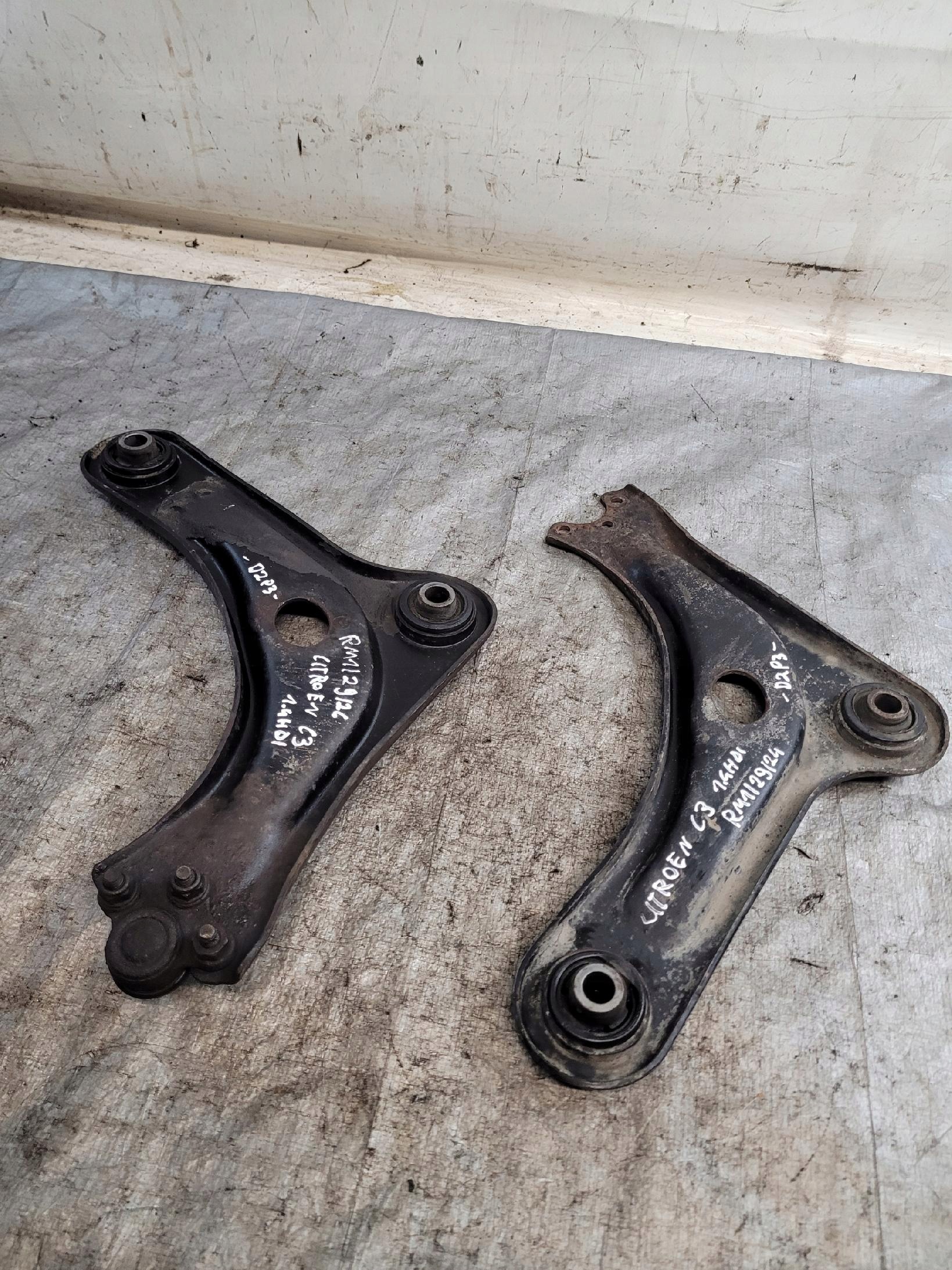 Querlenker Querlenker L+P CITROEN C3 und 02r. 1.4HDI