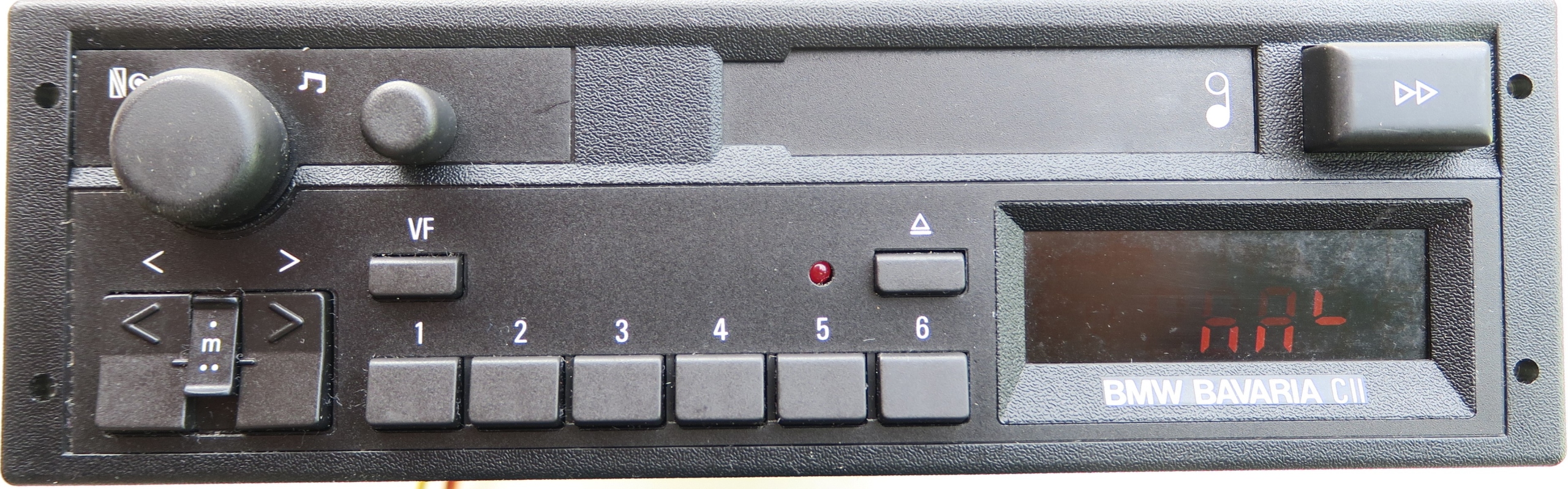 RADIO KASETA BMW BAVARIA CII II Z1 E24 E28 E30 E31 E32 E34 E36