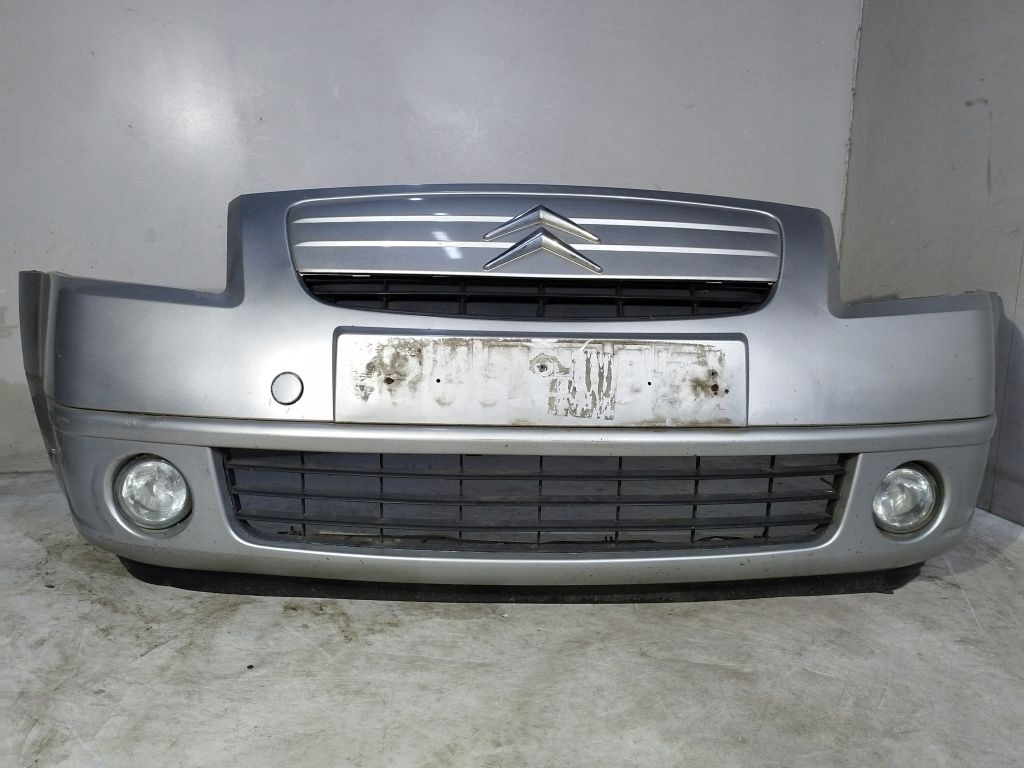 Citroen C2 and bumper front front