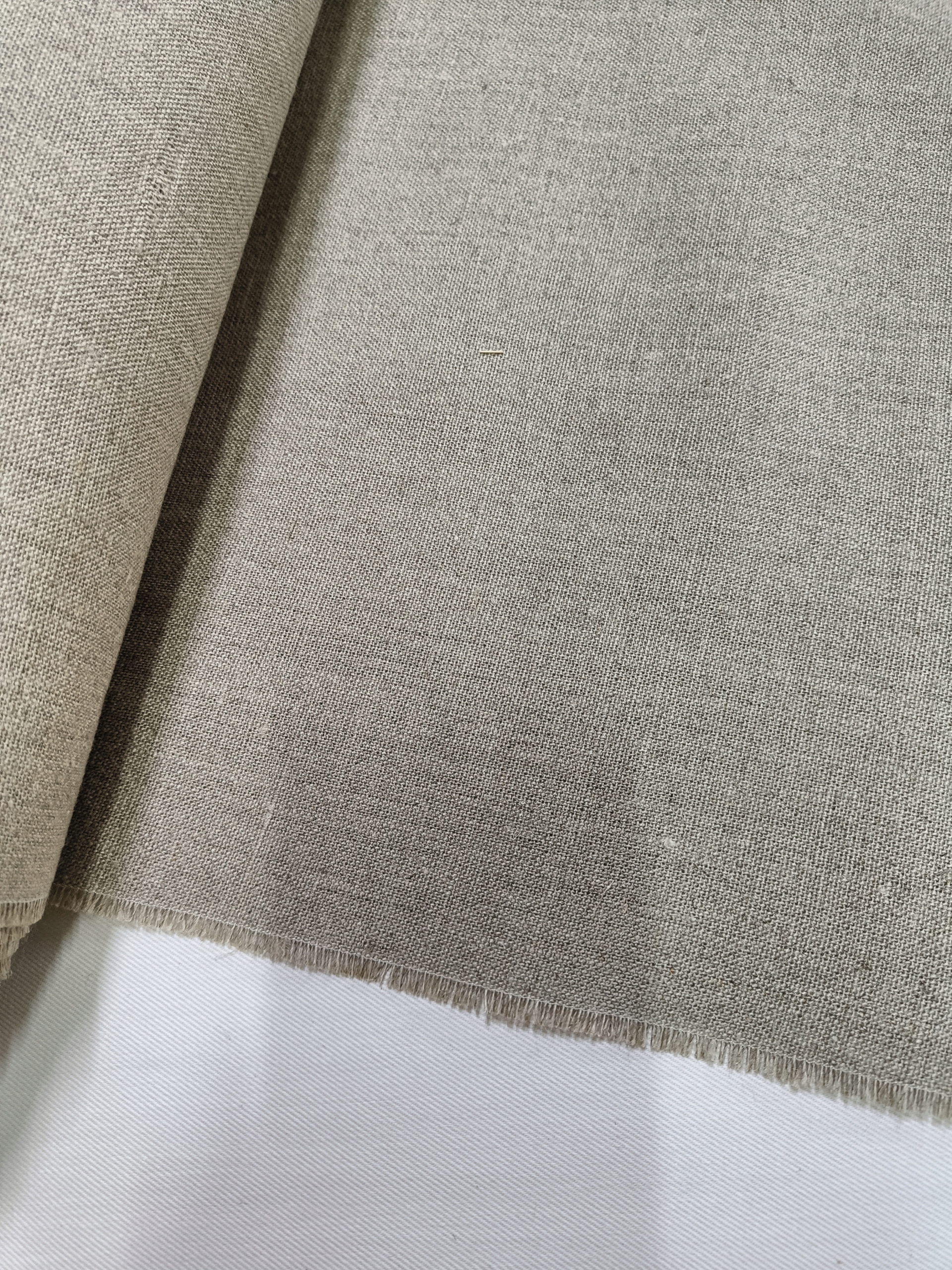 Plátno lněná látka hustá široká 320cm Len 100% 305gr