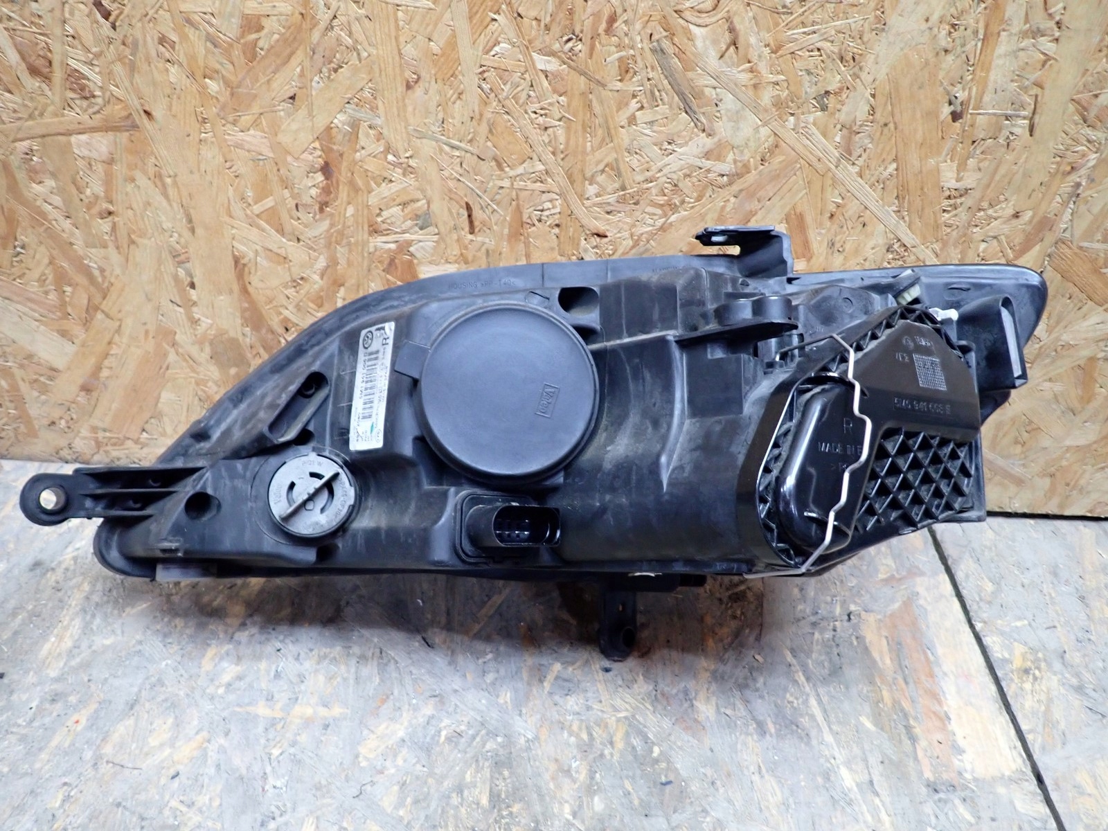 light right REFLEKTOR right VW VOLKSWAGEN GOLF 5+ V plus 5M1 2005-2009R