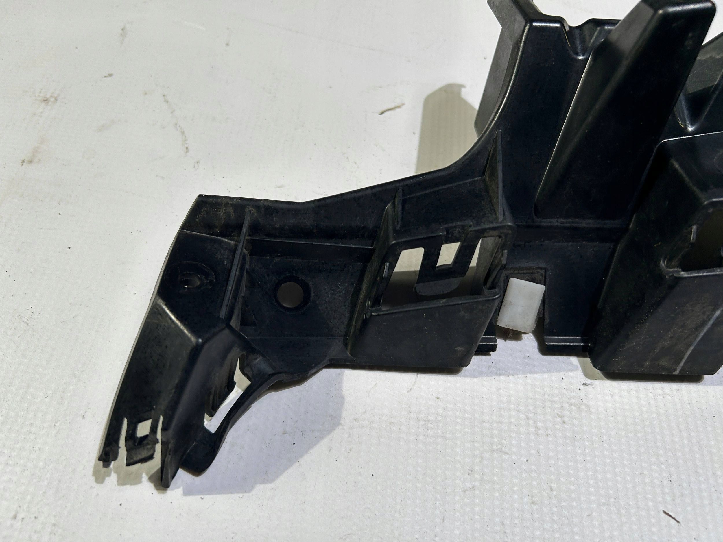 Support plaque Poignée Support Droite Pare choc Avant Avant Ford Mustang 2015