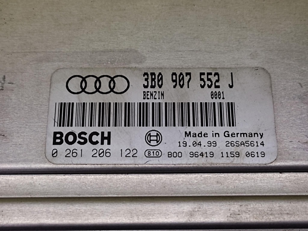 AUDI A6 C5 control unit of the engine 0261206122