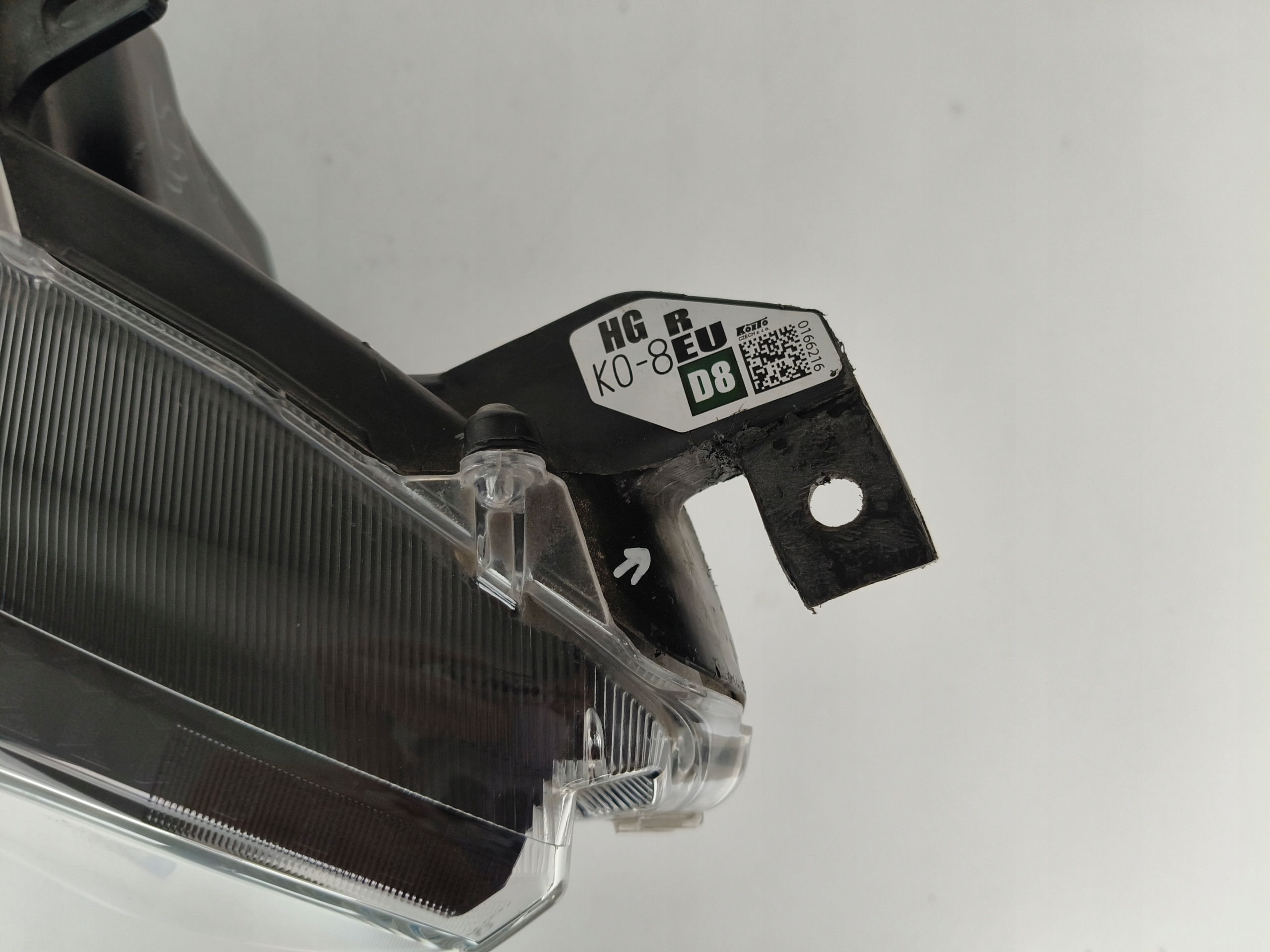 light right REFLEKTOR MAZDA 2 23- TOYOTA YARIS IV 20- FULL LED