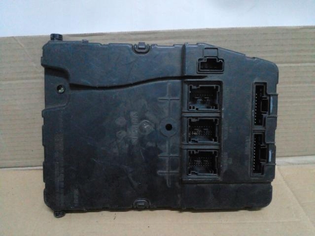 module control unit UCH RENAULT SCENIC II 8200309691