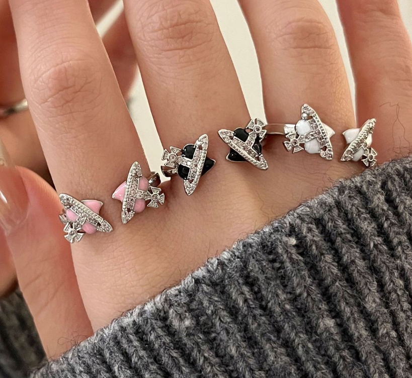 Kolczyki Saturn 2YK Planeta Białe Serce Motyw Brak