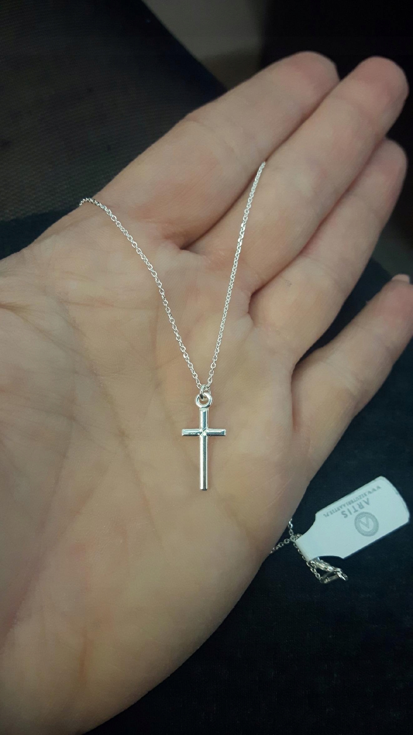 Łańcuszek z krzyżykiem krzyżyk srebro 50 cm Kolor dominujący srebrny