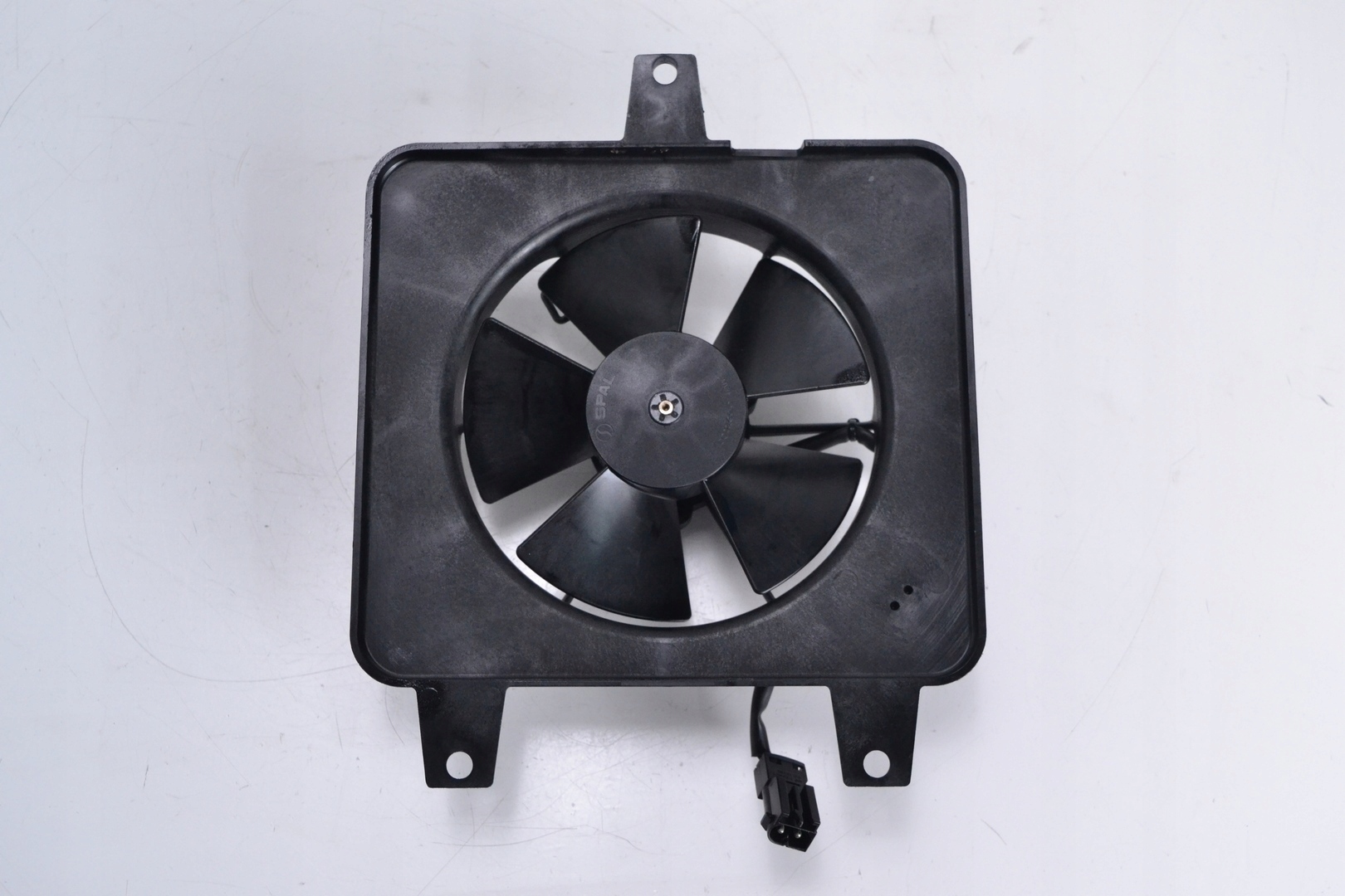 Wentylator chłodnicy BMW F 800 ST 06-13