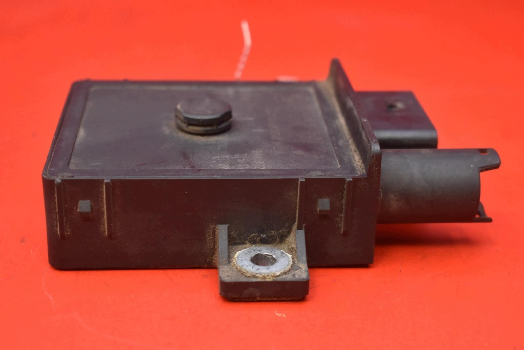 relay svíčky žhavicích 7788327 BMW E65 E66 3.0 D 218 KM 01-05