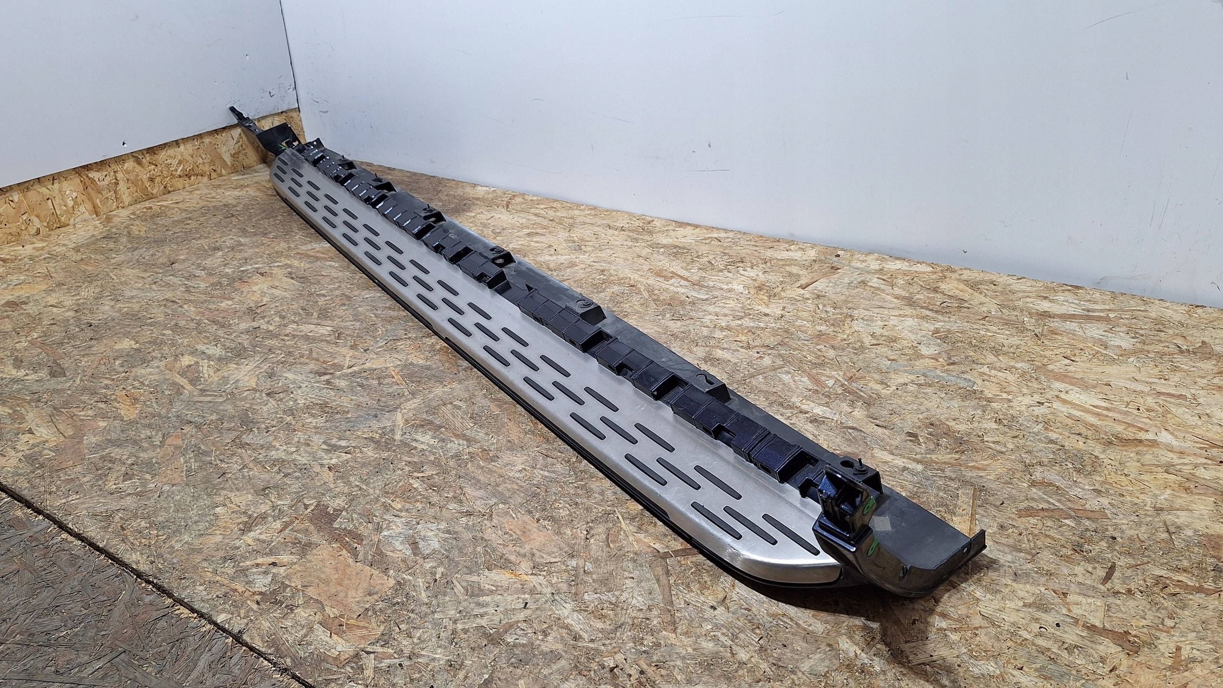 cap threshold moulding threshold left LED STOPIEN VOLVO XC90 II 14- 31408297