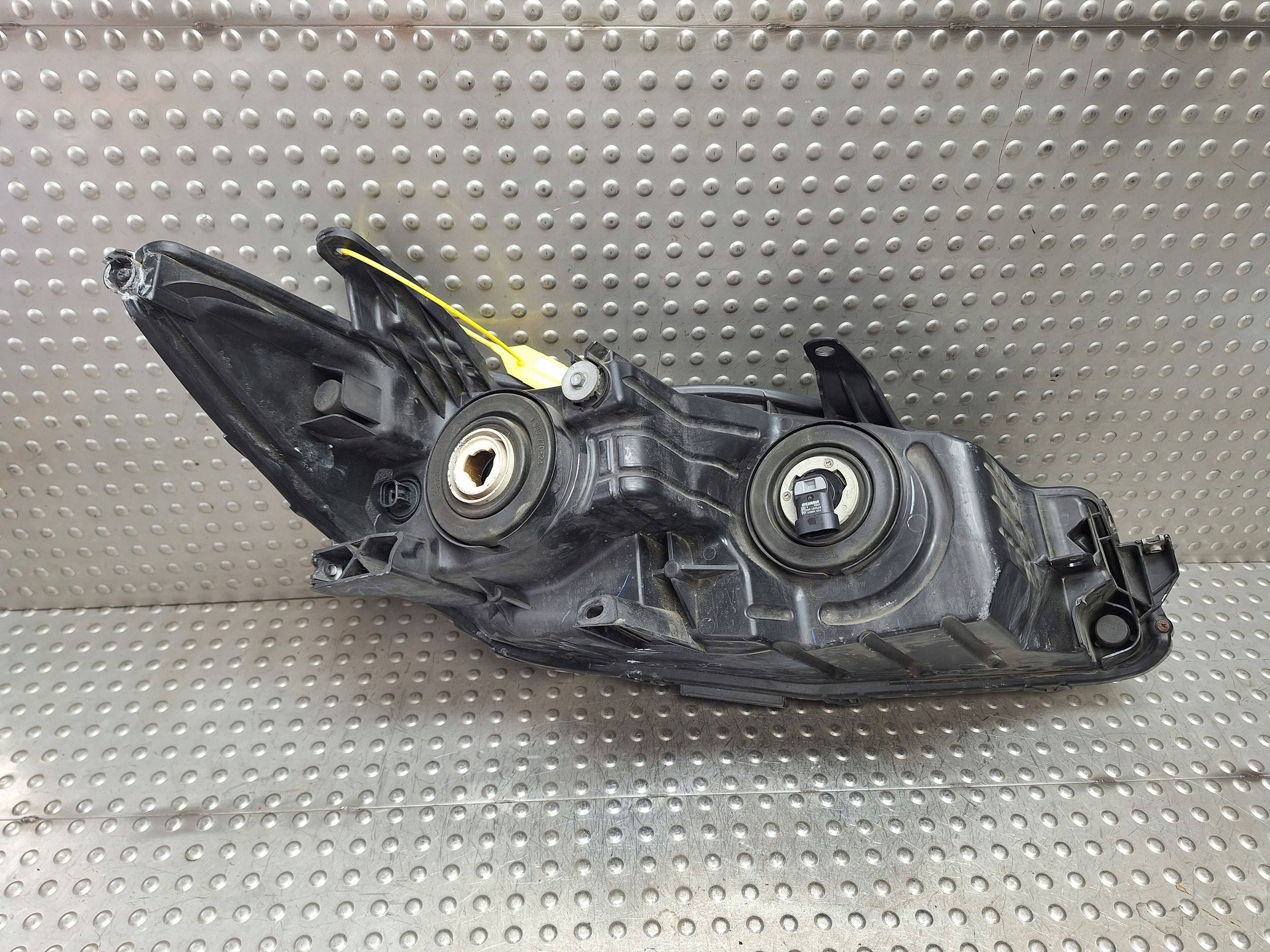 light left front TOYOTA CAMRY XV50 LIFT 15-17 dark