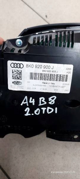 dials 8K0920900J AUDI A4 B8 2.0 TDI