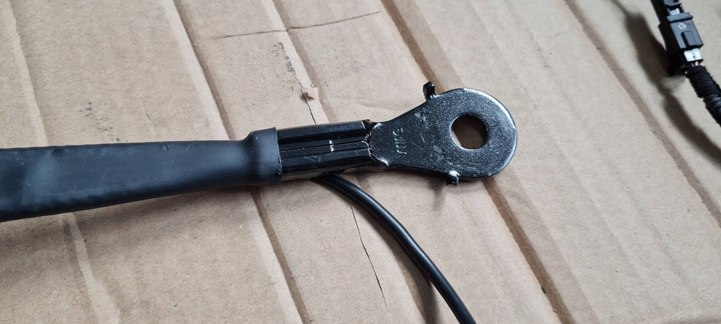 A6 C8 4K Fixation arbre ceintures sécurité de Sécurité Avant 4K8857755H A7 4K
