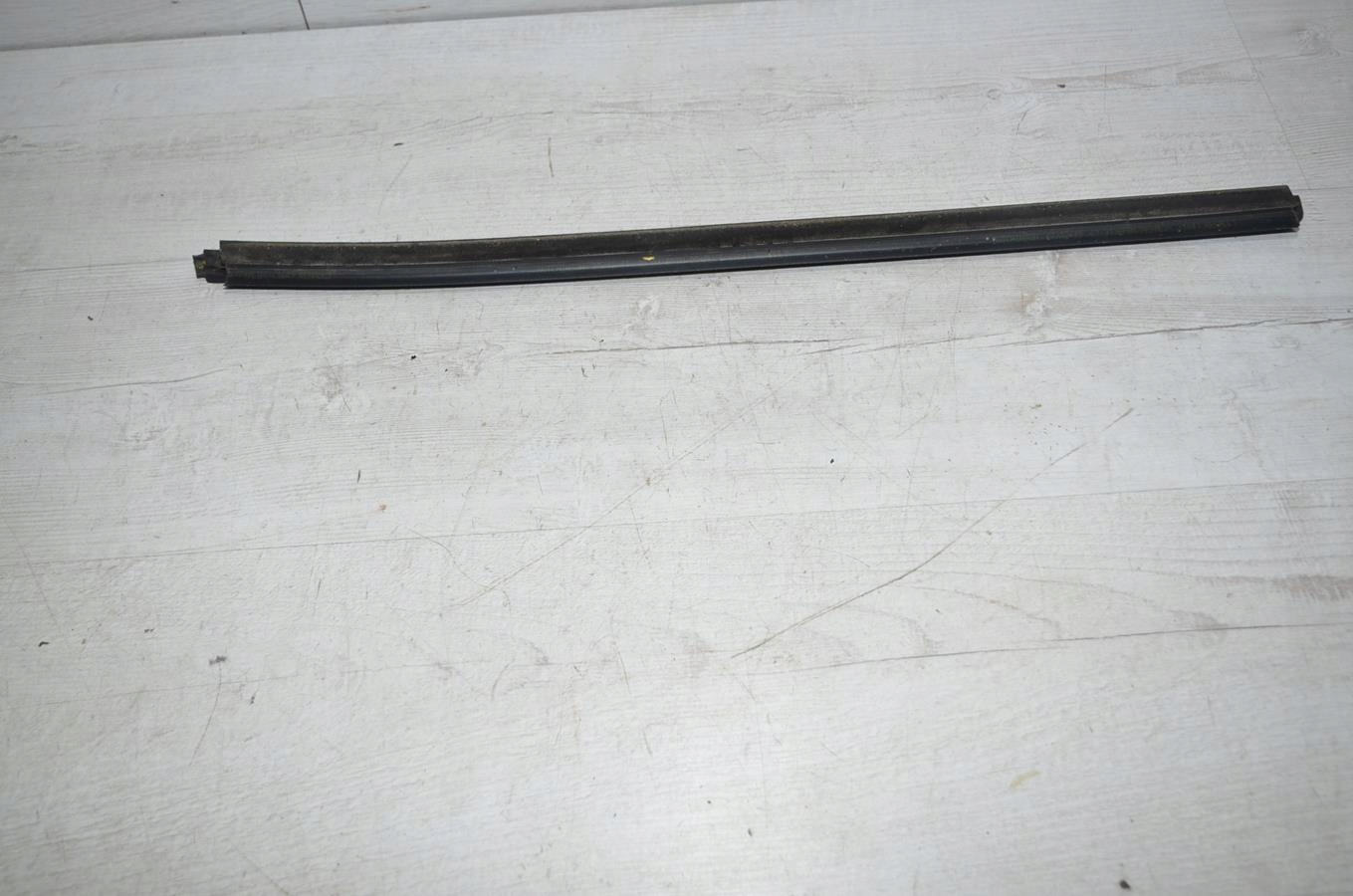 moulding dust left rear part Dacia Duster II 20r