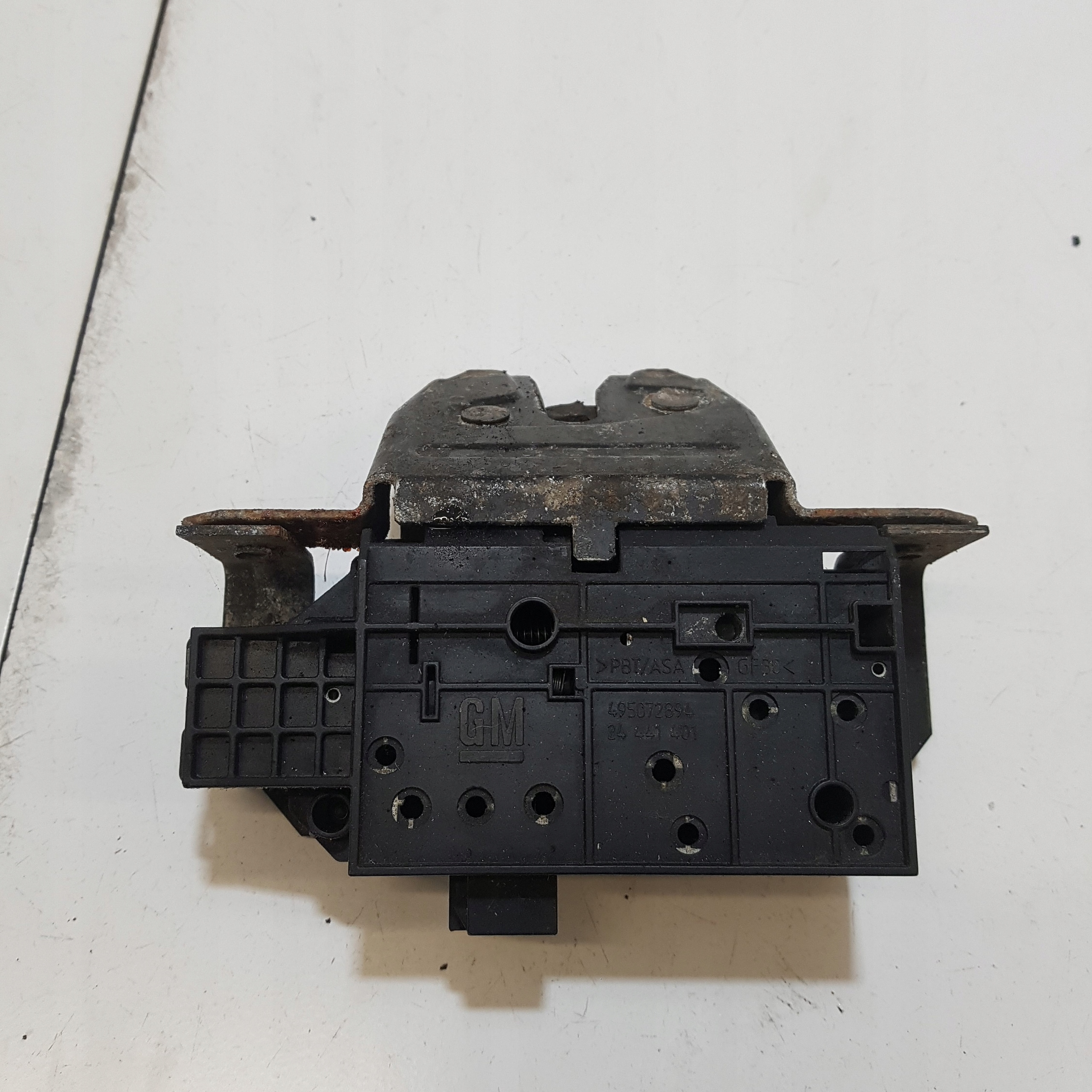 lock bonnet boot OPEL VECTRA C 495072894