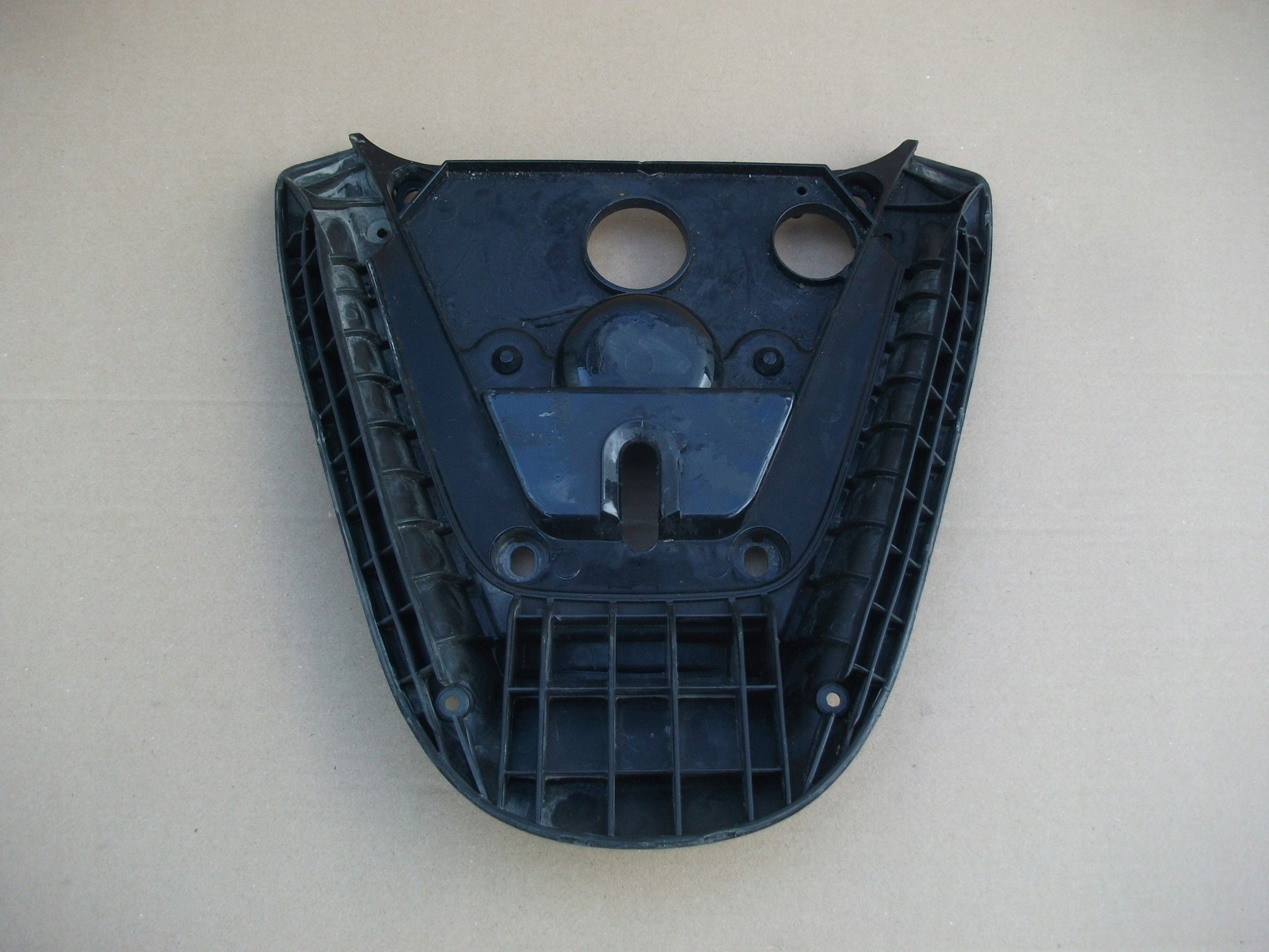 YAMAHA JOG 50 MACH UCHWYT PASAŻERA RĄCZKA