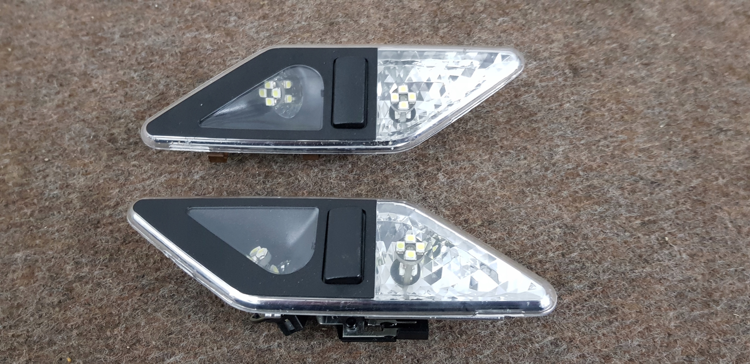 light cabs rear right BMW E46 8 375 586