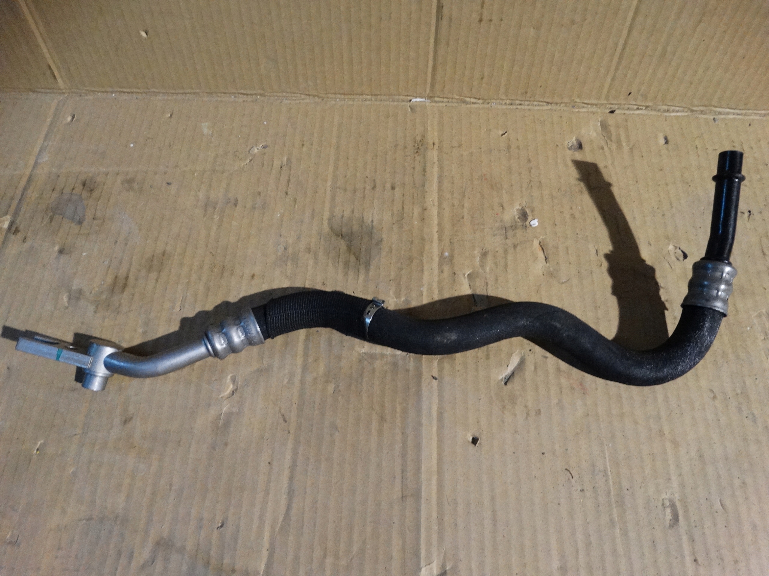 ÖLLEITUNG GETRIEBE GETRIEBE BMW E82 E88 135I 1