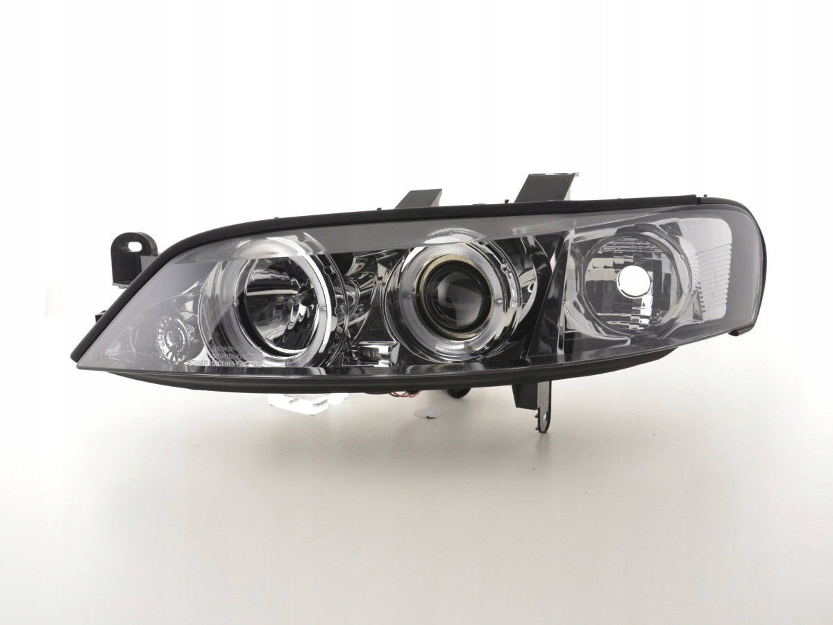 Lampy przód Opel Vectra B 96-99 Chrom Numer katalogowy części FKFSOP201