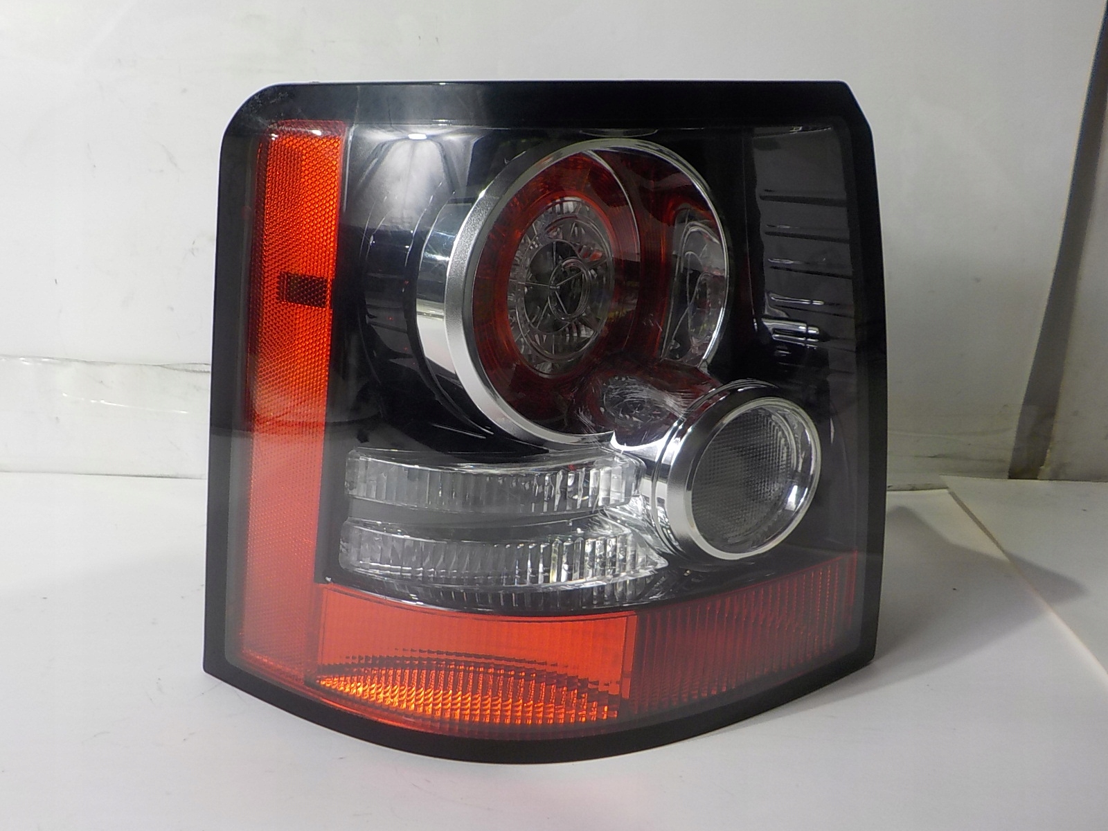 RANGE ROVER SPORT and L320 LIFT light left rear left rear part