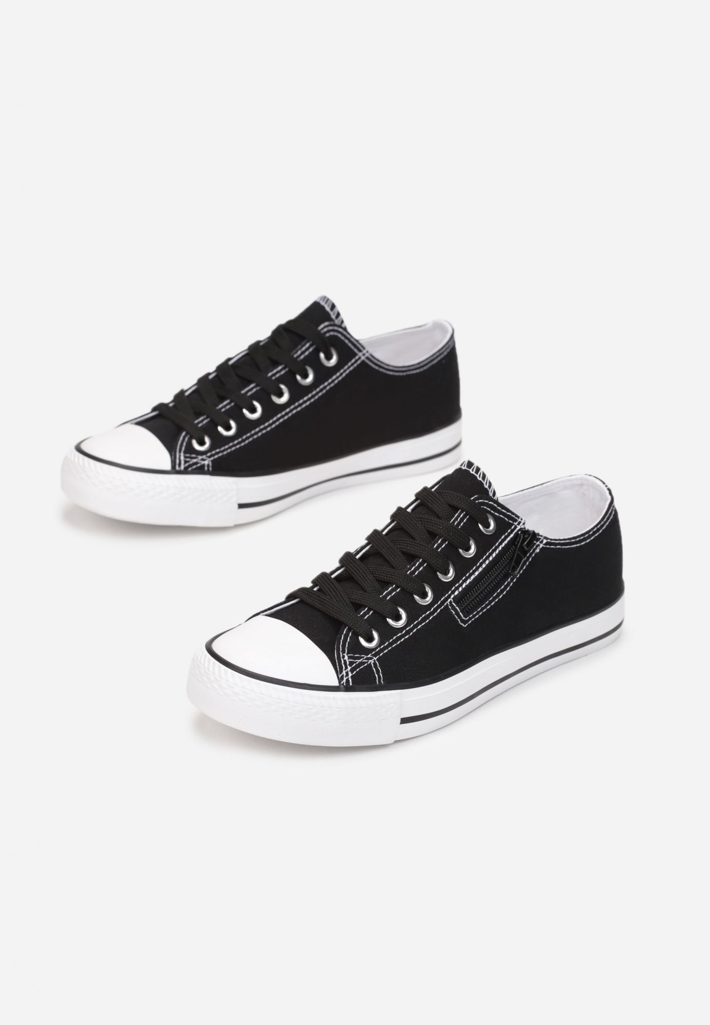 

Czarne Trampki 40