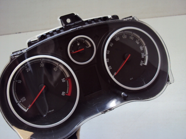 dials clock OPEL CORSA D 0013316504 QZ