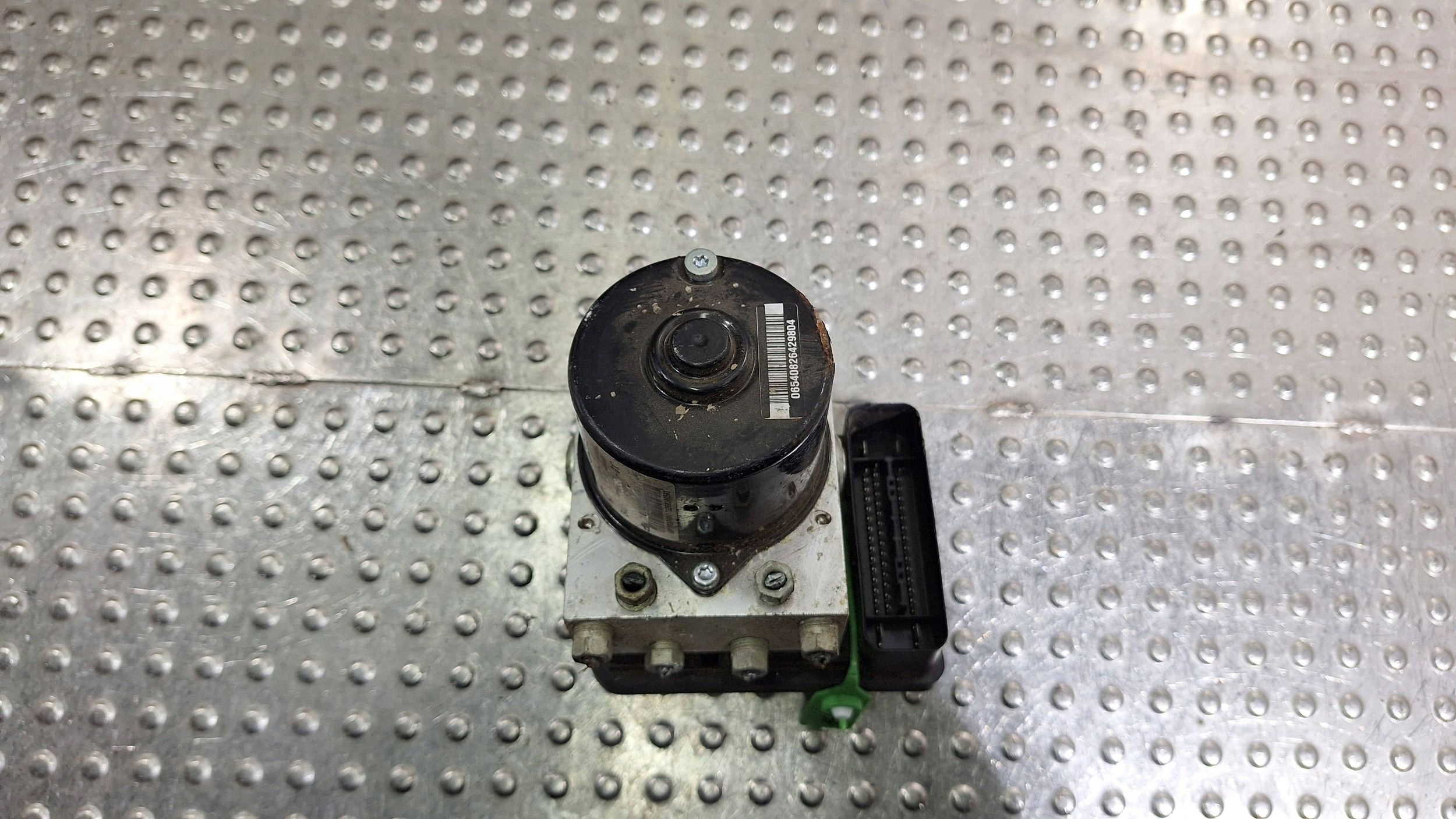 pump control unit ABS 6789301 6789300 BMW E81 E87 E90 E91 E92 E93