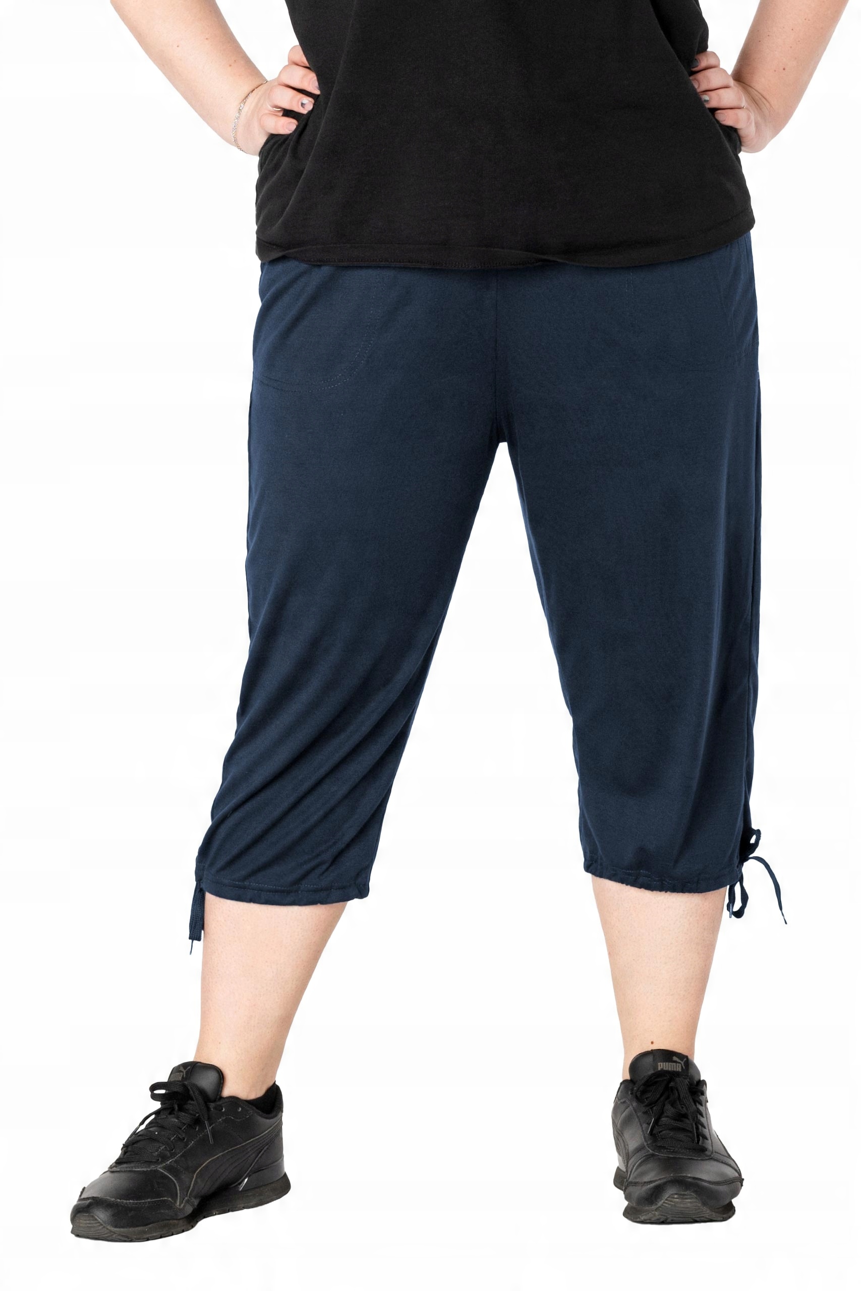 

Duże Krótkie Spodenki Damskie Rybaczki 838-3 9XL