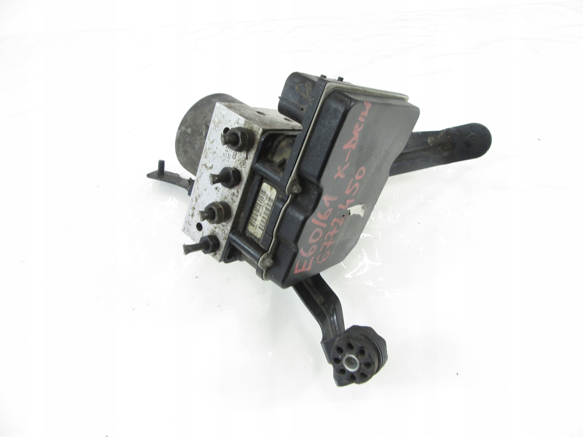 pump agregat ABS DTC bracket BMW 5 e60 e61 X Drive Xd Xi 4x4