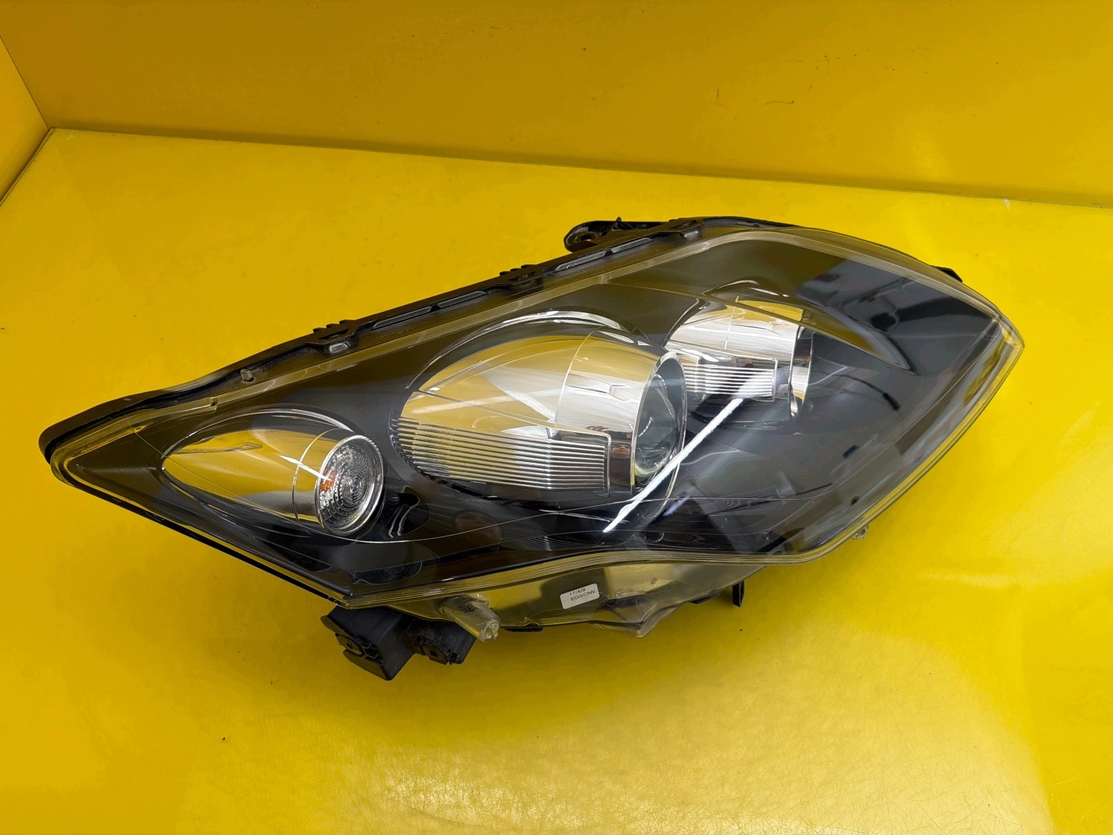 light right Renault Laguna III 3 Xenon 2007- 260100043R
