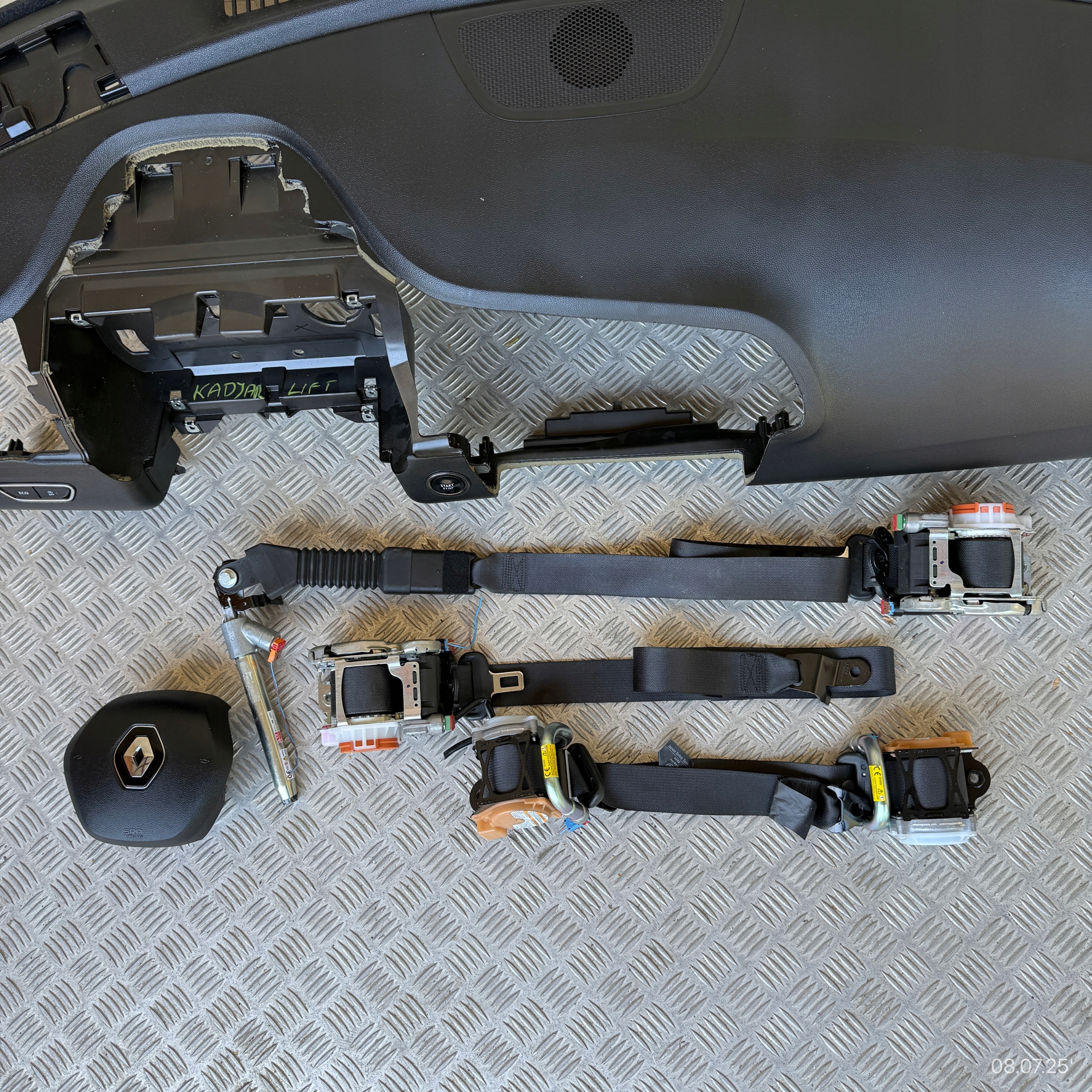 dashboard complete airbag console tension belts cockpit RENAULT KADJAR LIFT 2019 ROK