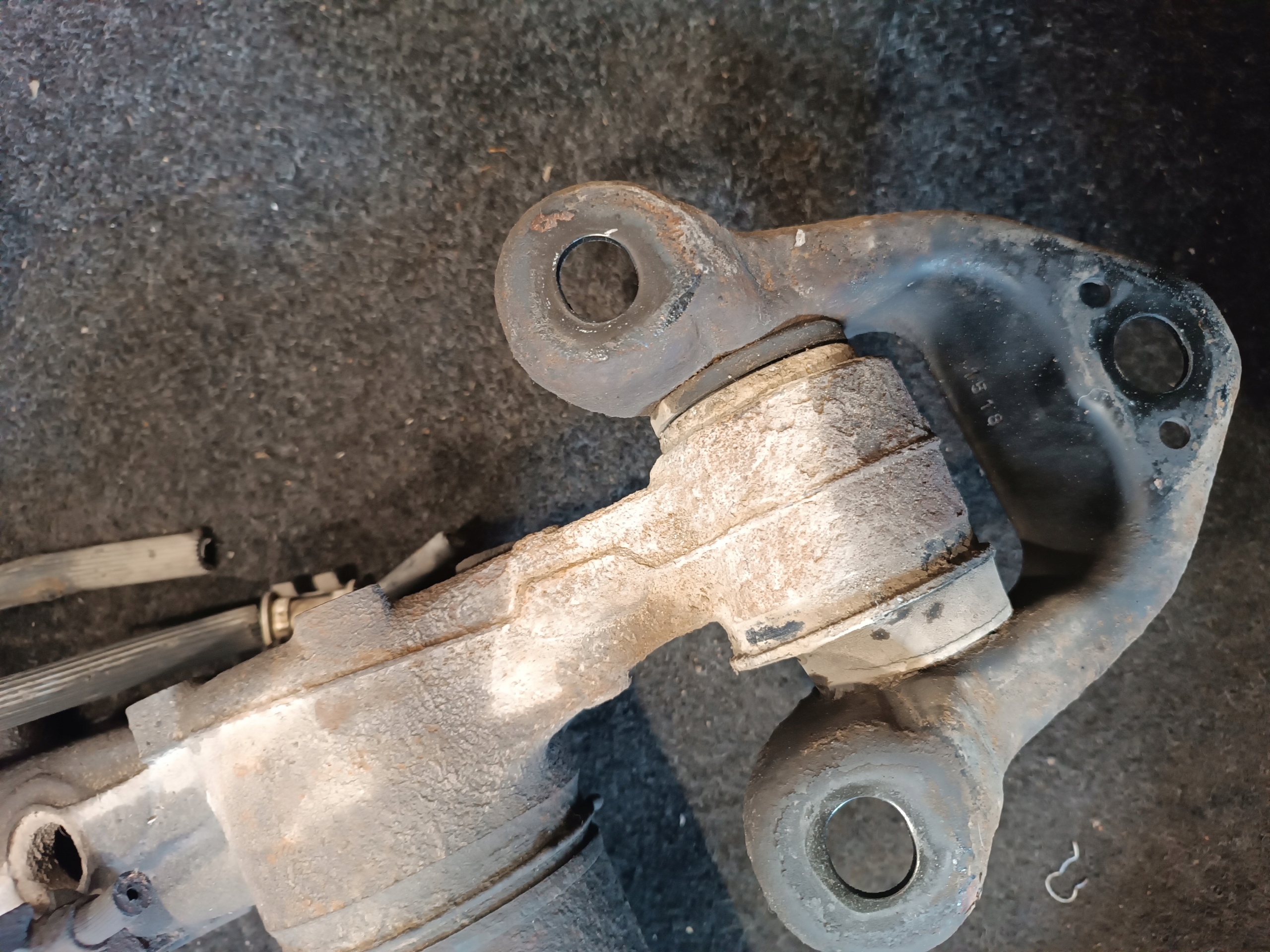 sususpension axis sider rear part Opel Meriva A 2004r