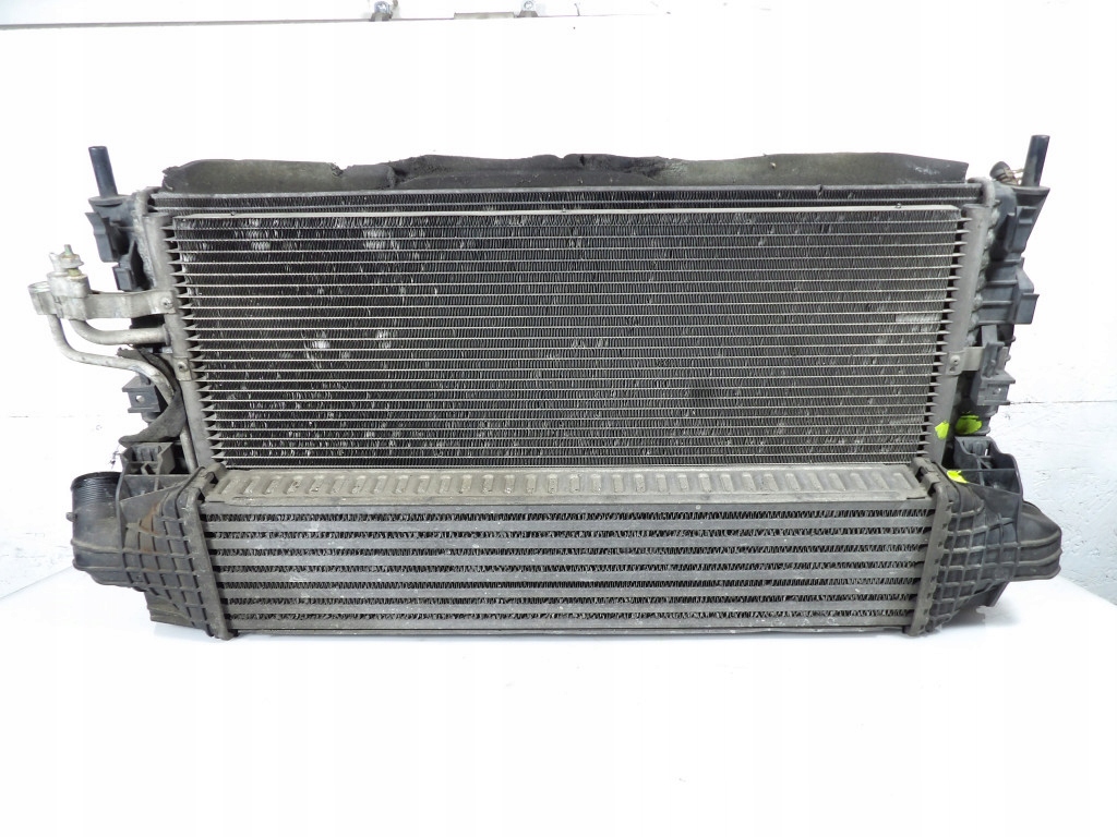 FORD C-MAX a 1.6TDCI chladič vody klimatizaci intercooler