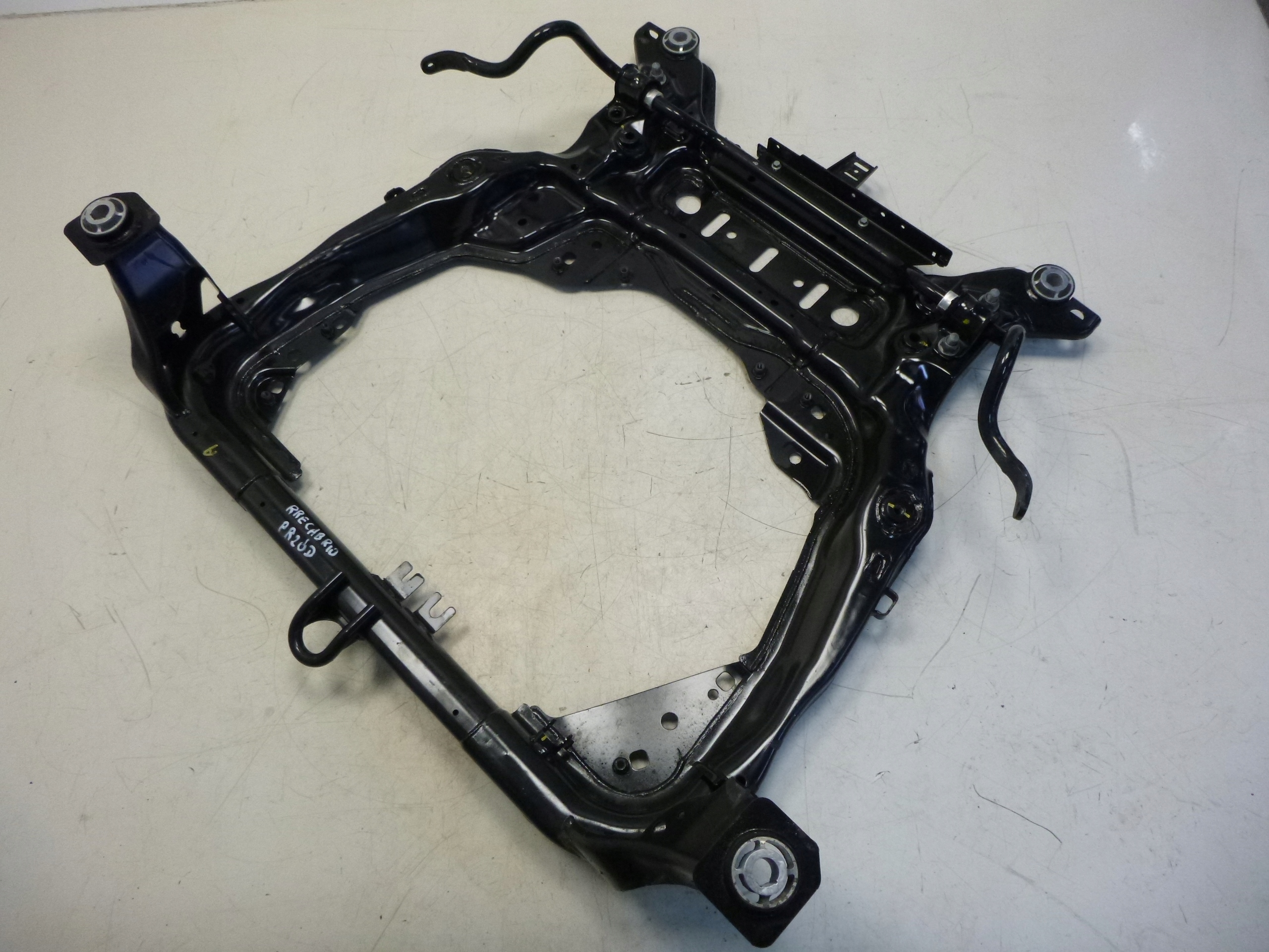 JAGUAR E-PACE X540 axle beam subframe TRAWERS front