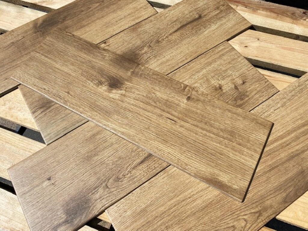 płytka podłogowa 20x60 stare drewno dąb Classico Kod producenta Home Design