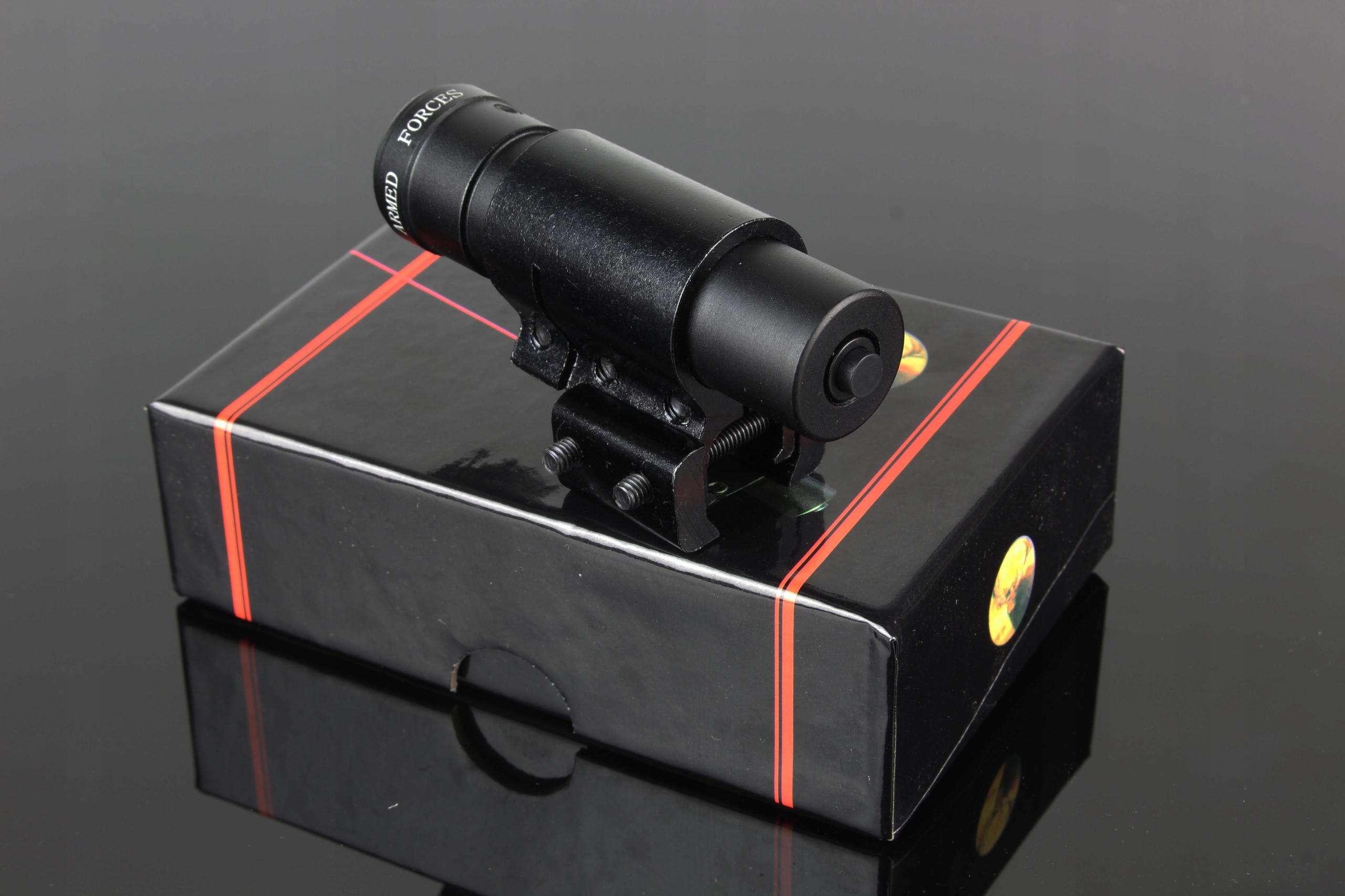 LASEROVÝ laserový zameriavač pre vzduchovku 11mm L10 Kód výrobcu L10 červený bod