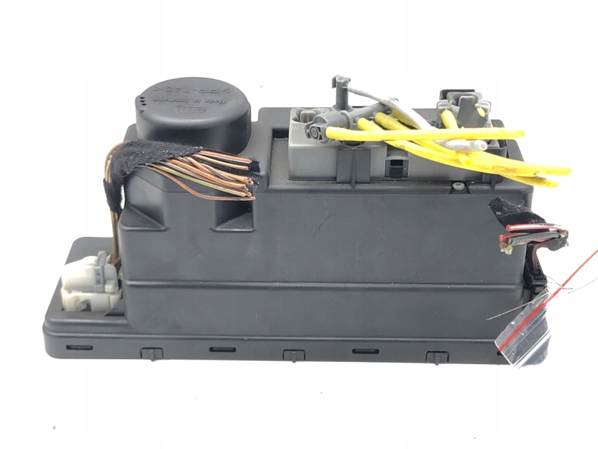 POMPKA CENTRALNEGO ZAMKA MERCEDES W210 2108001748 Kombi 95-03