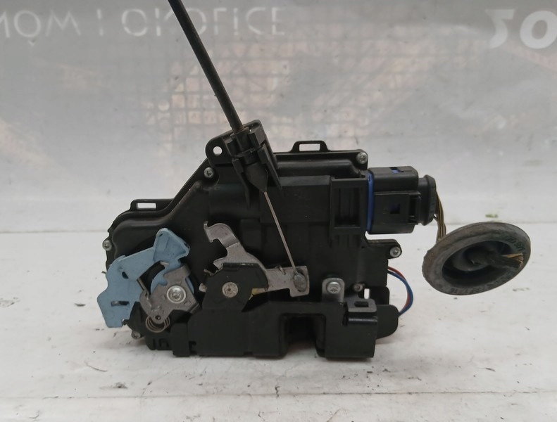 lock door Skoda OE 3D1837015AB