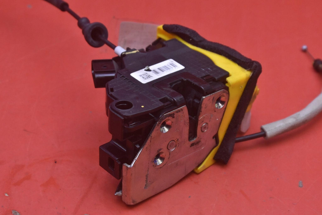 lock door right front front EU 81320-A2400 KIA CEED 2 II 5D HB 15-18